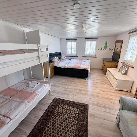 Event-bauernhof Zum Feiern Mit 56 Betten Holiday home *