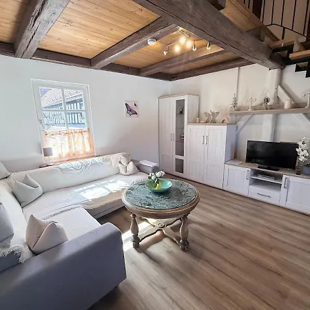 Event-bauernhof Zum Feiern Mit 56 Betten Holiday home *